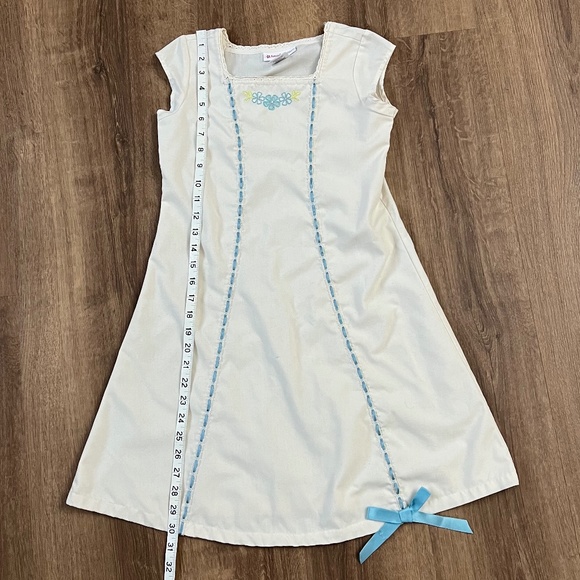 American Girl Vintage White Dress with Blue Satin Ribbon and Bow Sz XS (6) - Picture 5 of 8